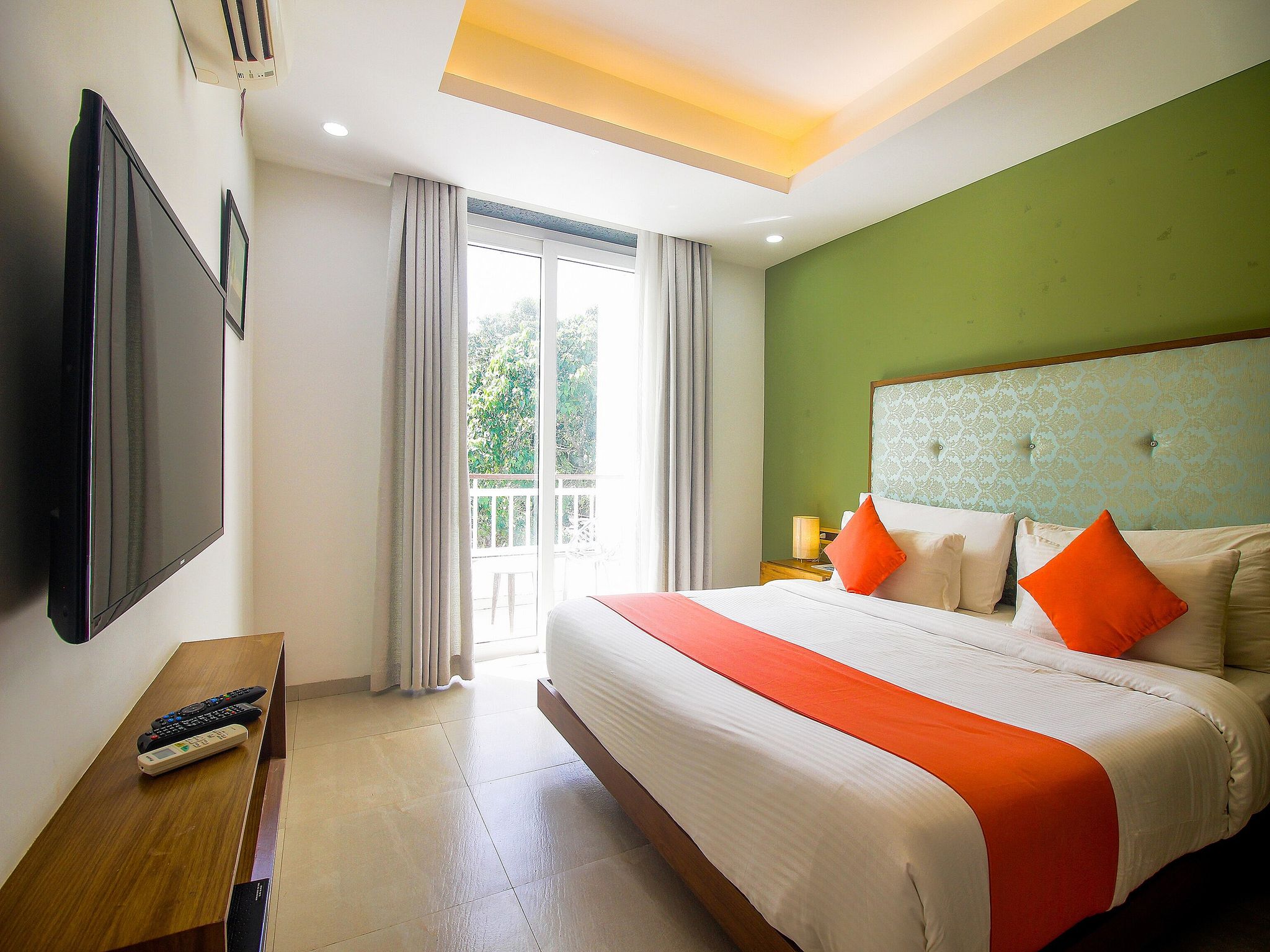 Luxury Rooms