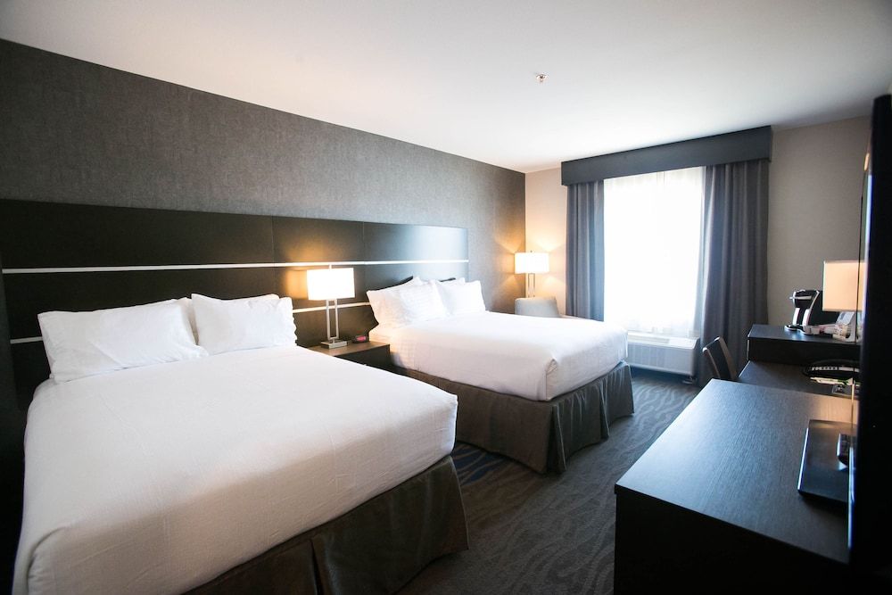 Standard Room, 2 Queen Beds, Accessible