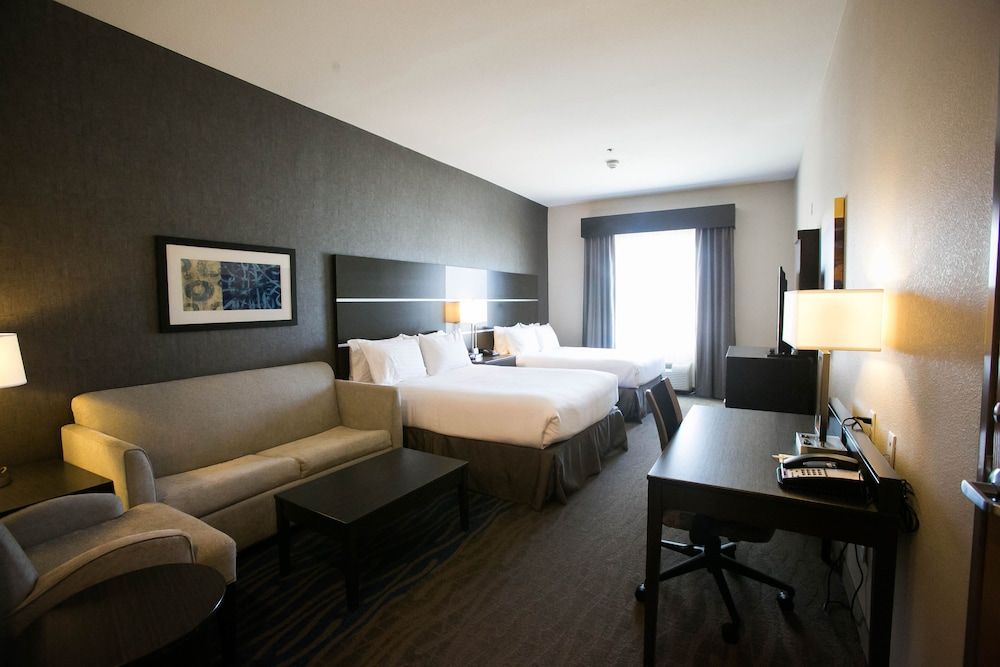 Suite, 2 Queen Beds