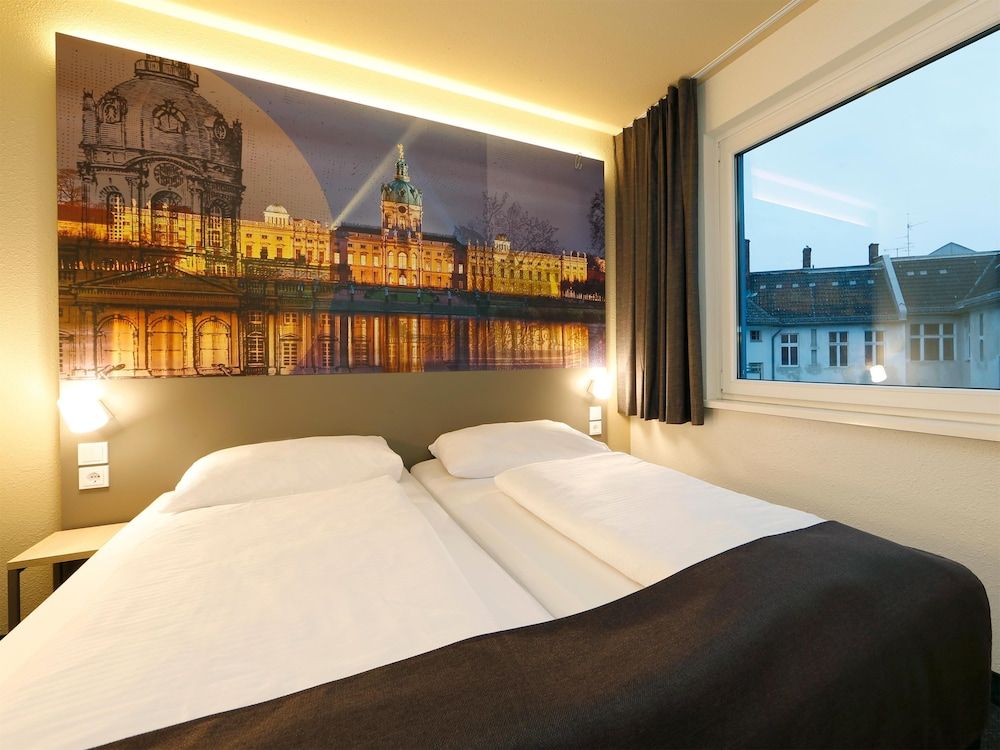 B&B Hotel Berlin City-West Twin Room 6