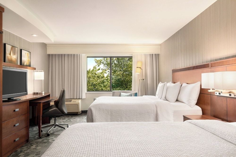 Room, Multiple Beds (Hearing Accessible)