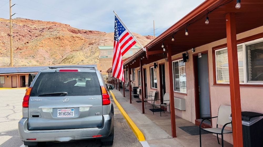 undefined Inca Inn 10