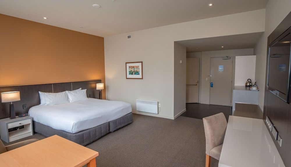 Superior Room, 1 King Bed