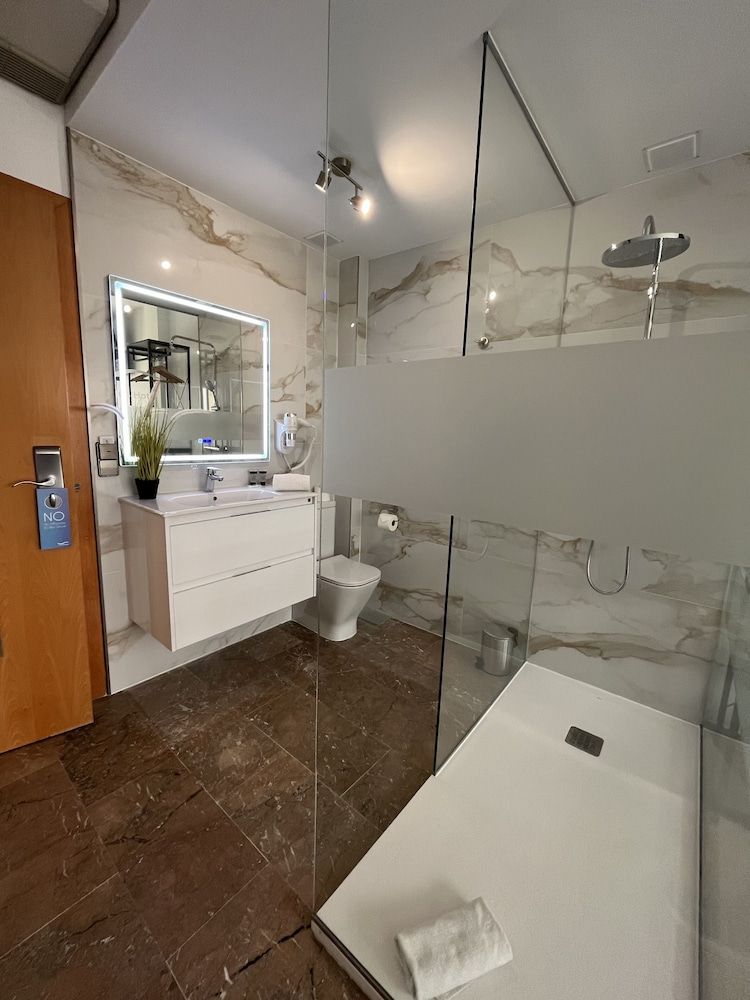 Hotel Port Sitges Room, Terrace, Marina View 4