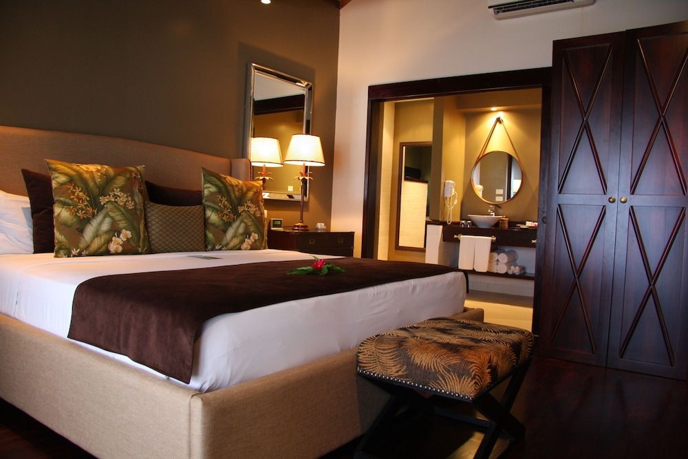 Warwick Le Lagon - Vanuatu Erakor Residence