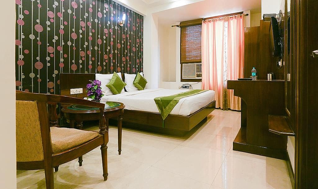 Hotel Blessings Deluxe Room 3