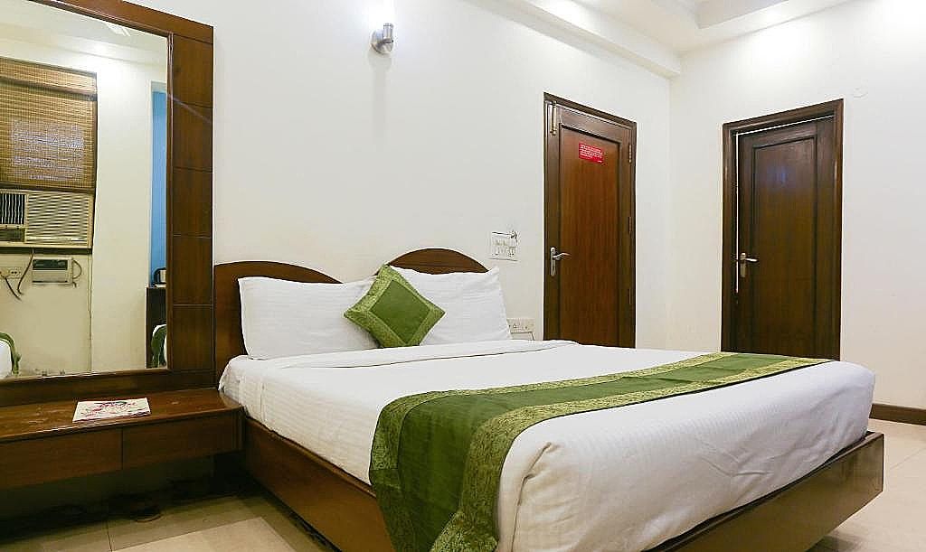 Hotel Blessings Deluxe Room 14