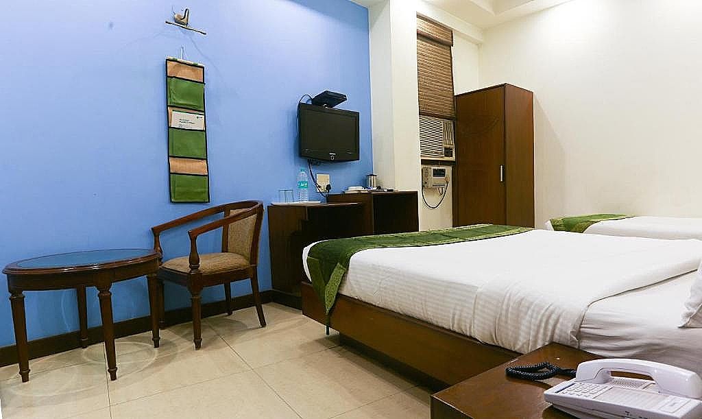 Hotel Blessings Deluxe Room 13