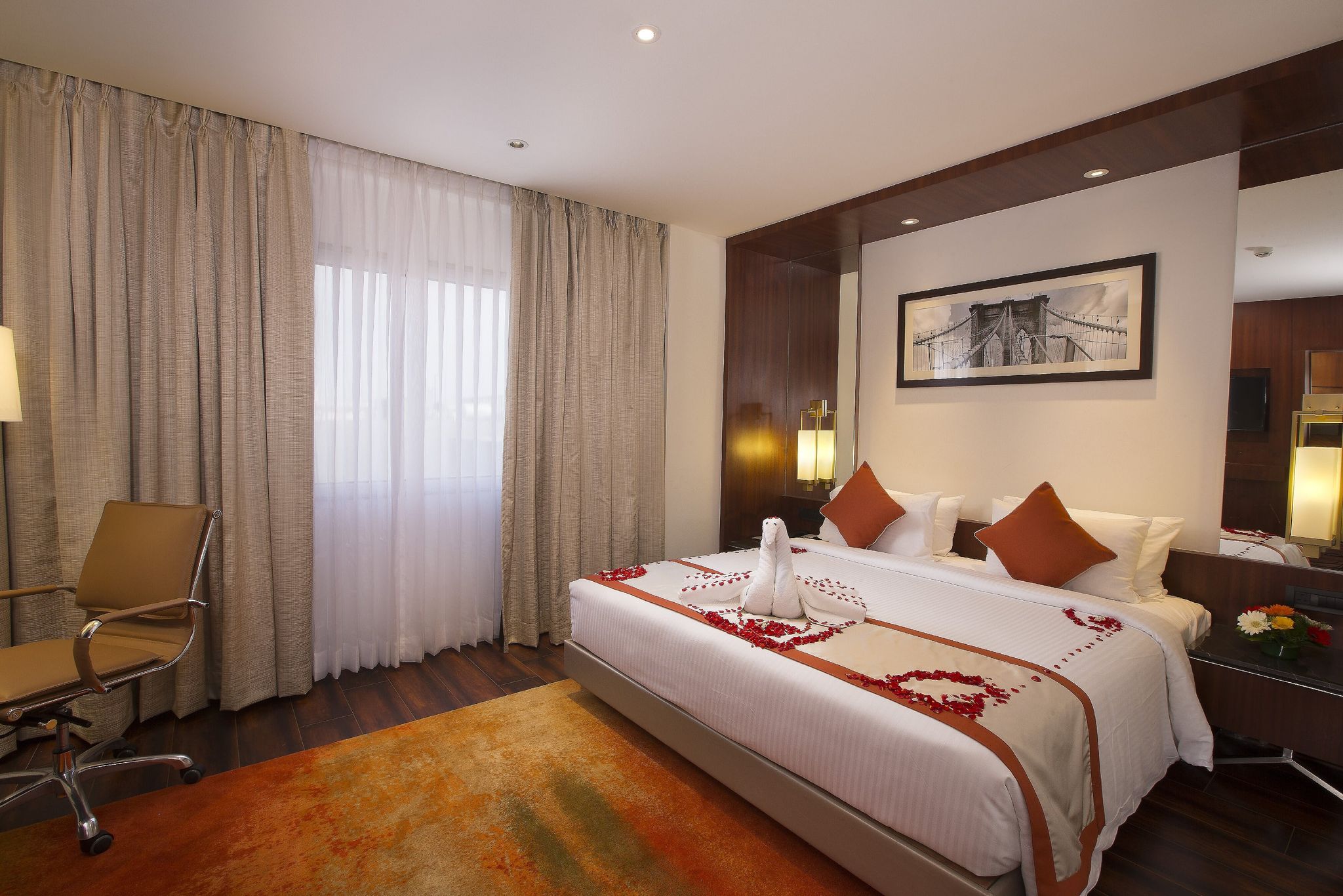 Southend by TGI Executive Room