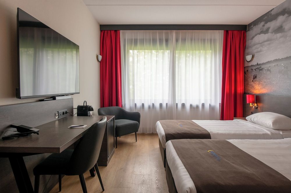 Bastion Hotel Almere Deluxe Twin Room, 2 Twin Beds 2