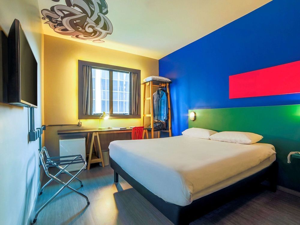 undefined ibis Styles SP Faria Lima