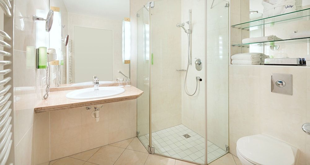 undefined Victor's Residenz-Hotel Berlin 3