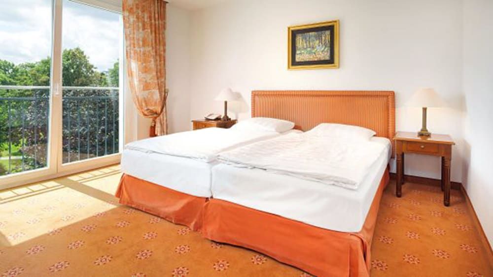 undefined Victor's Residenz-Hotel Berlin 2