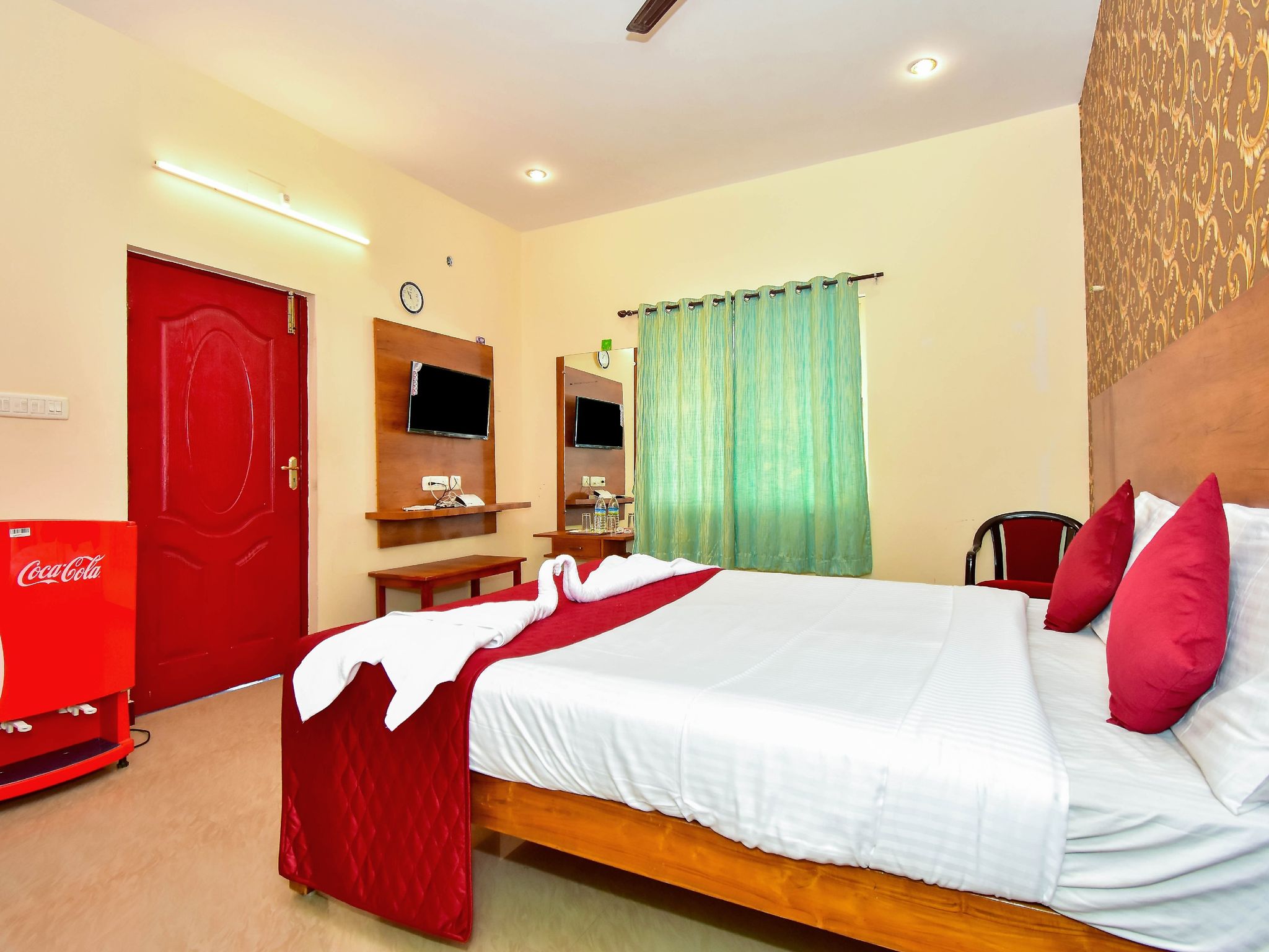 MRK INN Standard Double Room 16