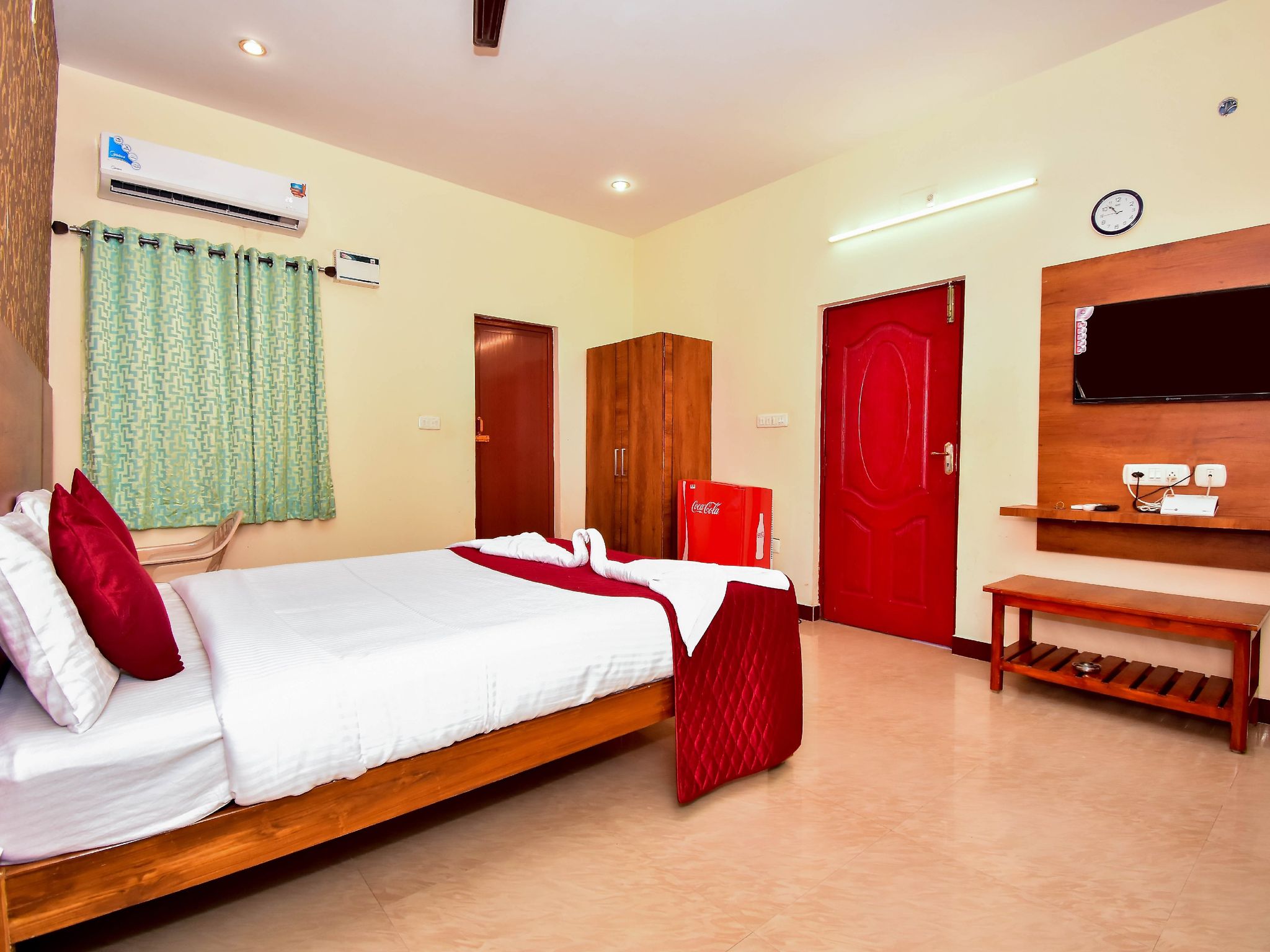 MRK INN Standard Double Room 12