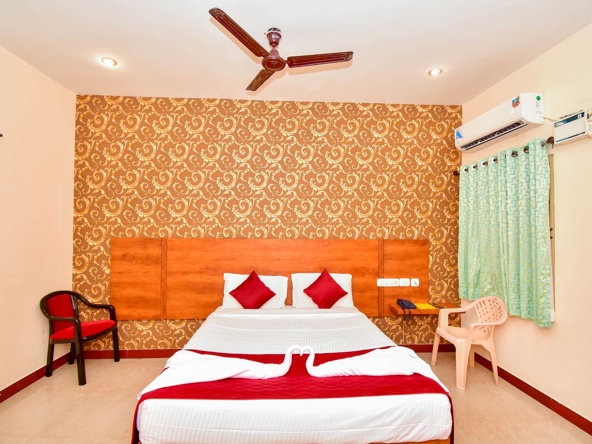 MRK INN Standard Double Room 18