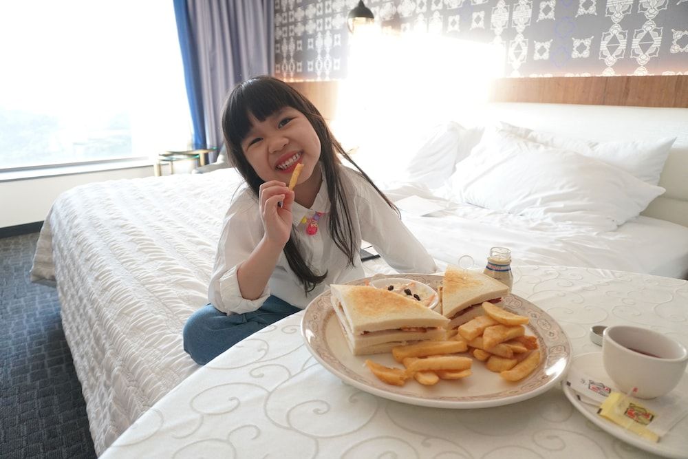 Le Méridien Kuala Lumpur Room, 1 King Bed 9