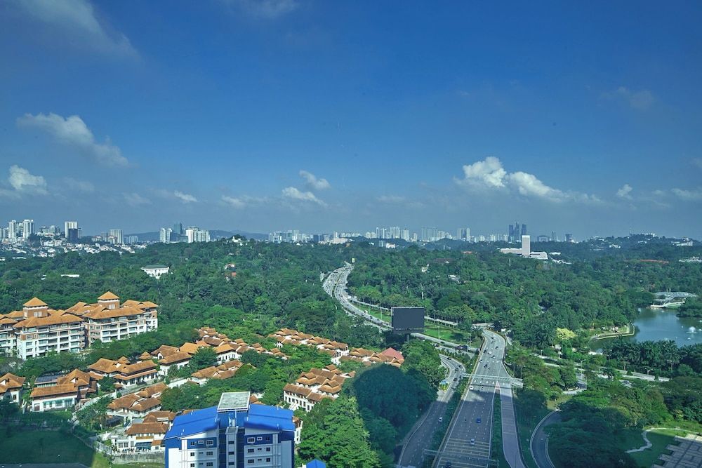 Le Méridien Kuala Lumpur Room, 1 King Bed 15