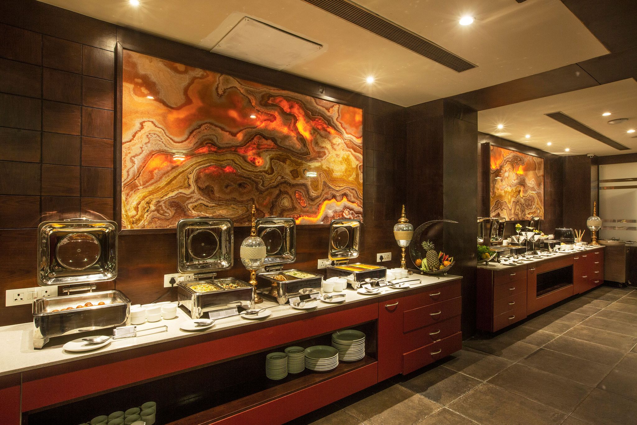 Food & Dining