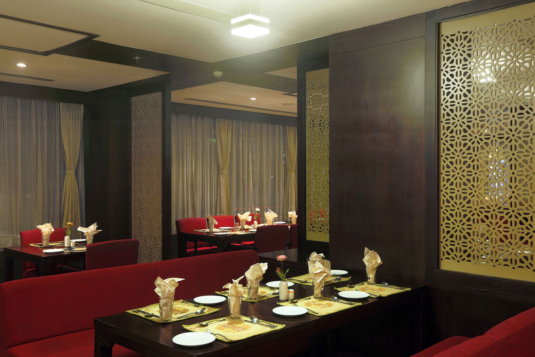 Food & Dining