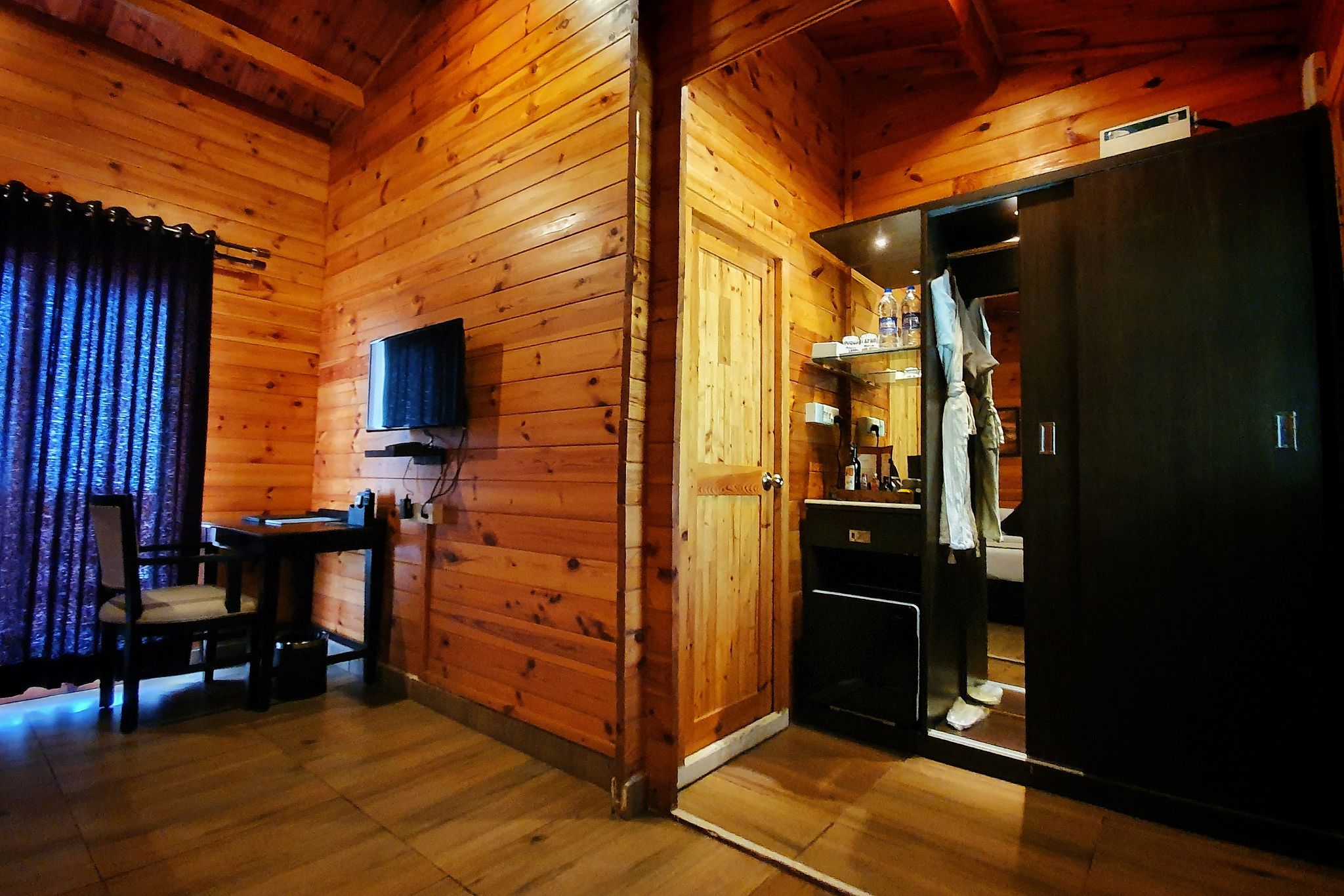 The Regalia Resort Regalia Executive King Bed 9