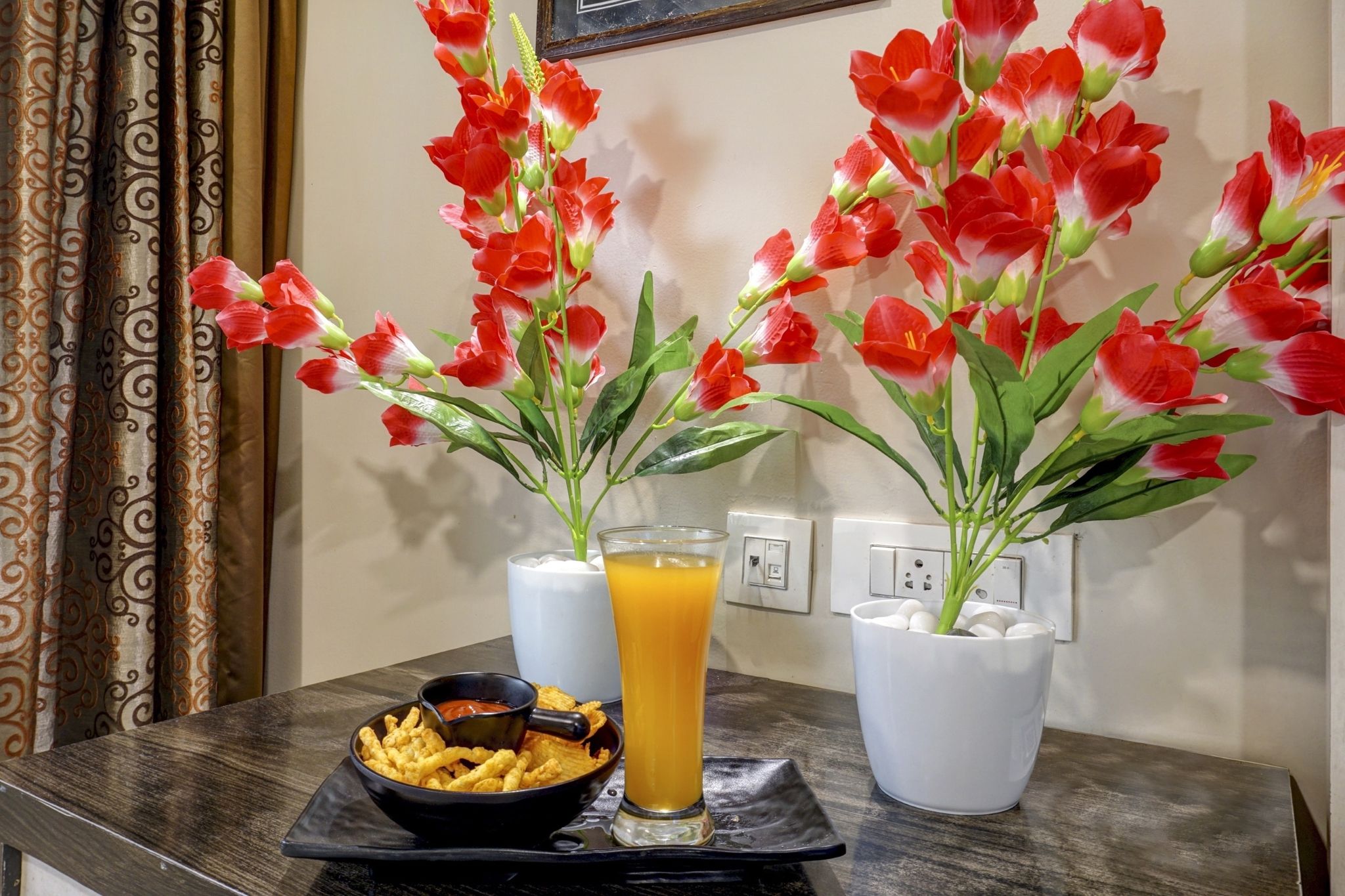 Food & Dining