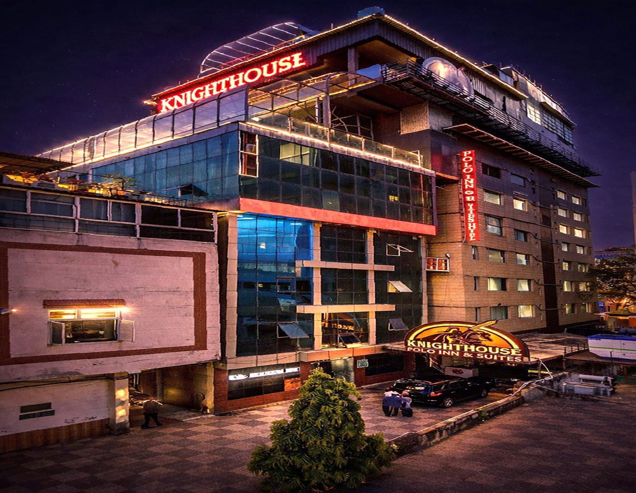 undefined Polo Inn & Suites