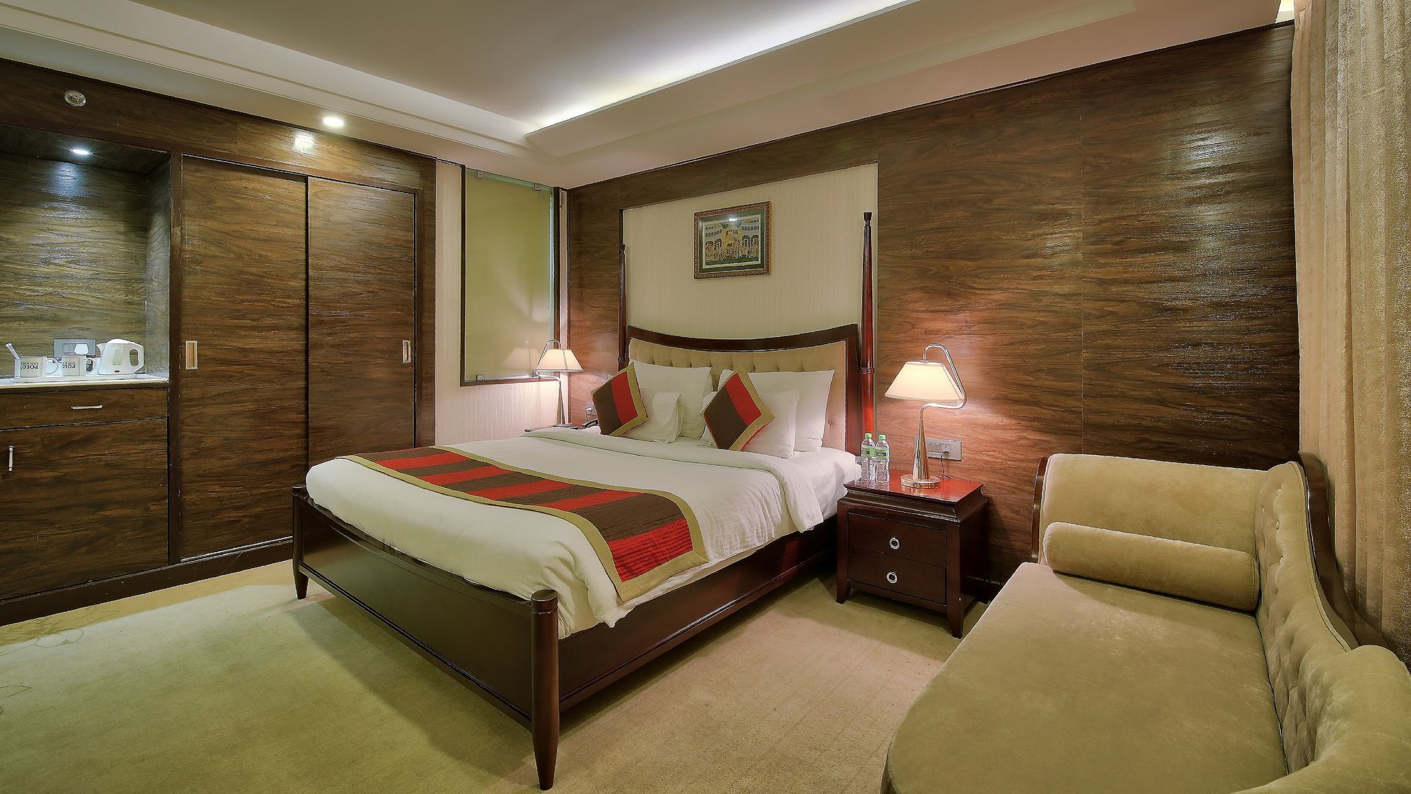 Super Dlx Large OR Twin Bed