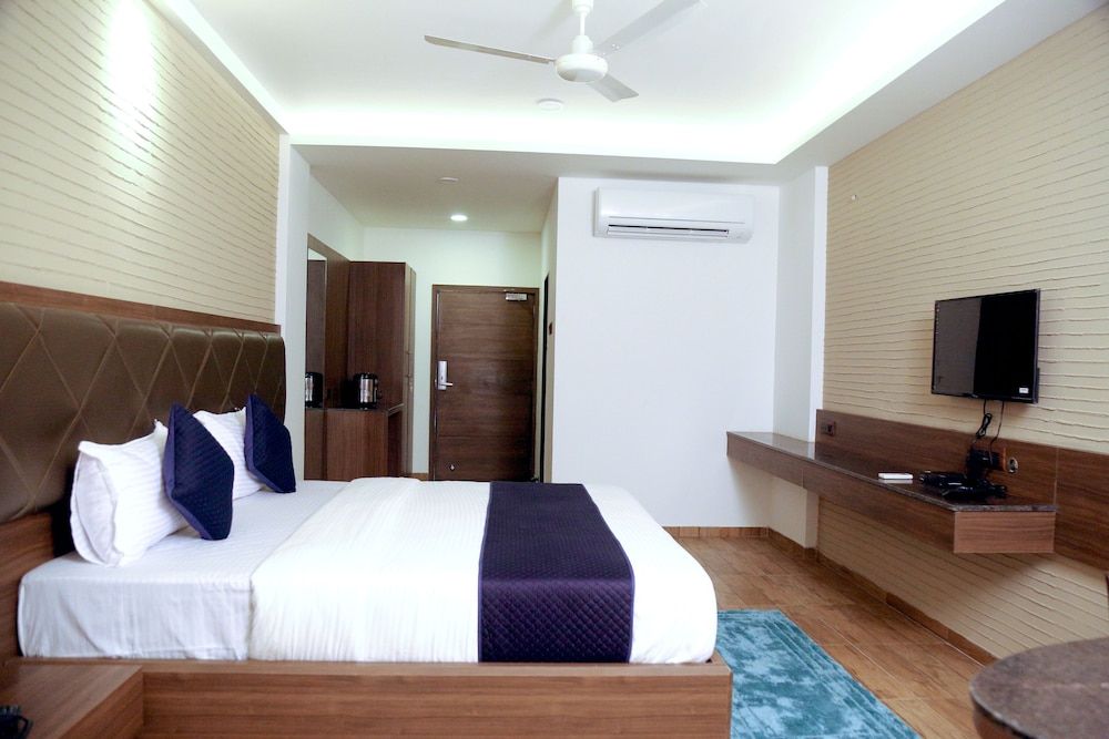 undefined Hotel Royal Square 9