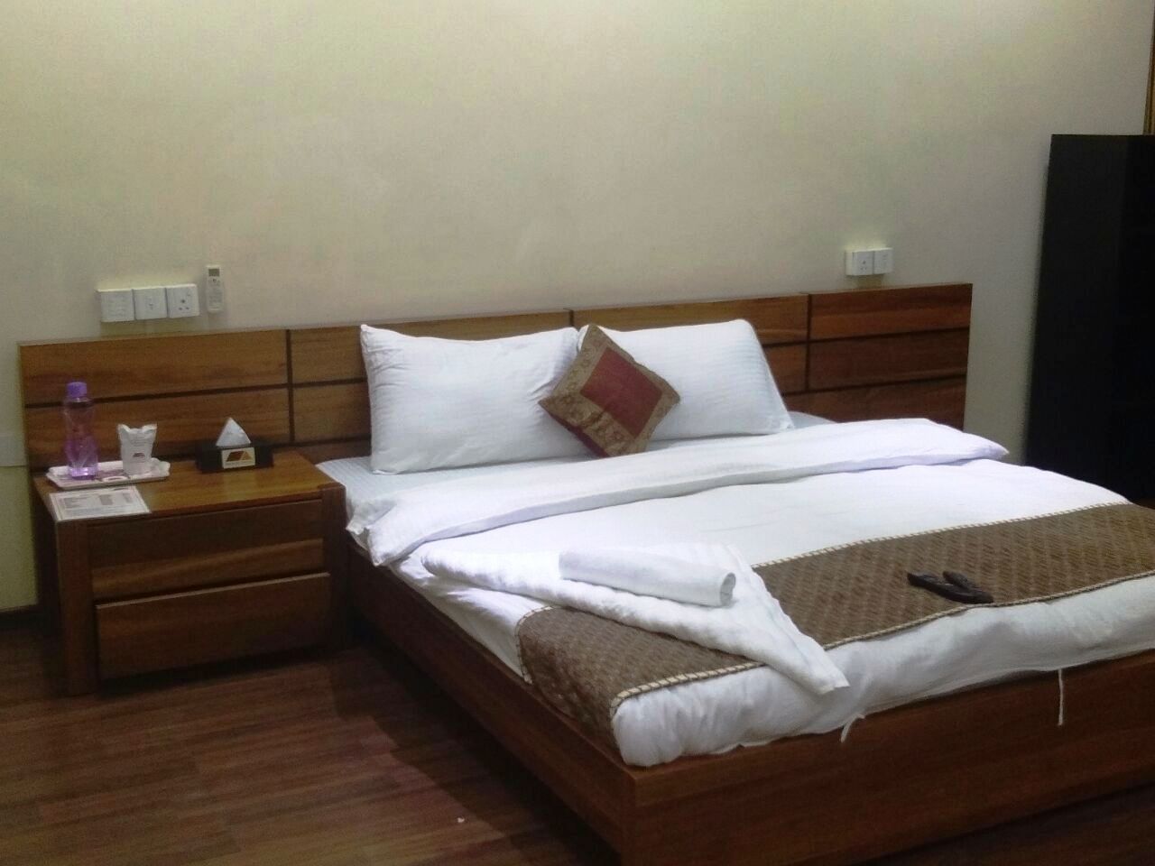 MPT Ujjaini AC Room 4