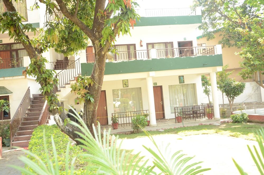 undefined Corbett Paradiso Resort 10