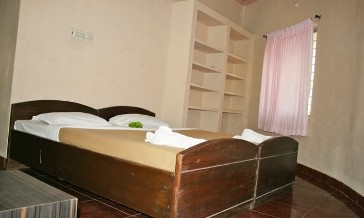 O Nila Resort Standard Non Ac Room 2