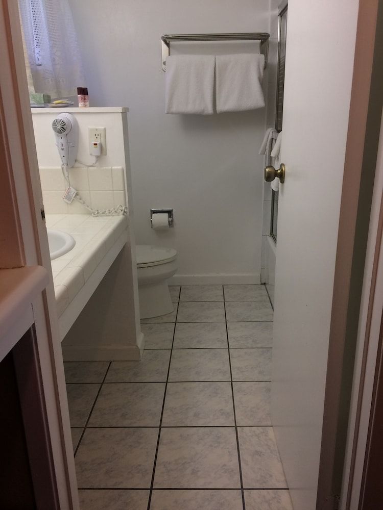 Oak Motel Palo Alto Standard Room, 2 Queen Beds 4