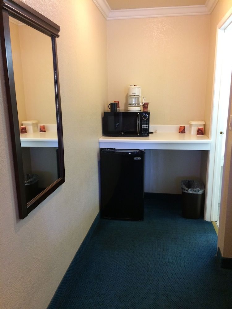 Oak Motel Palo Alto Standard Room, 2 Queen Beds 3