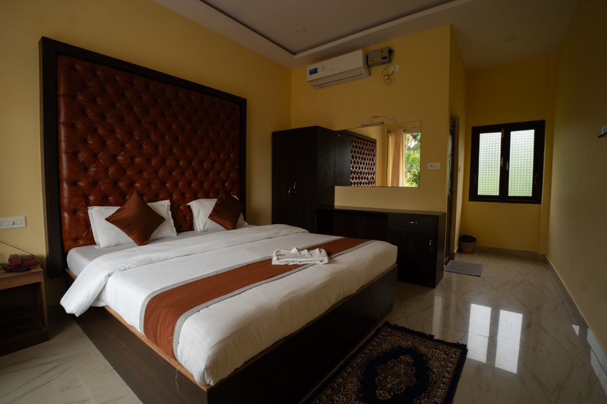 Neha Palace Neil Cottage 9