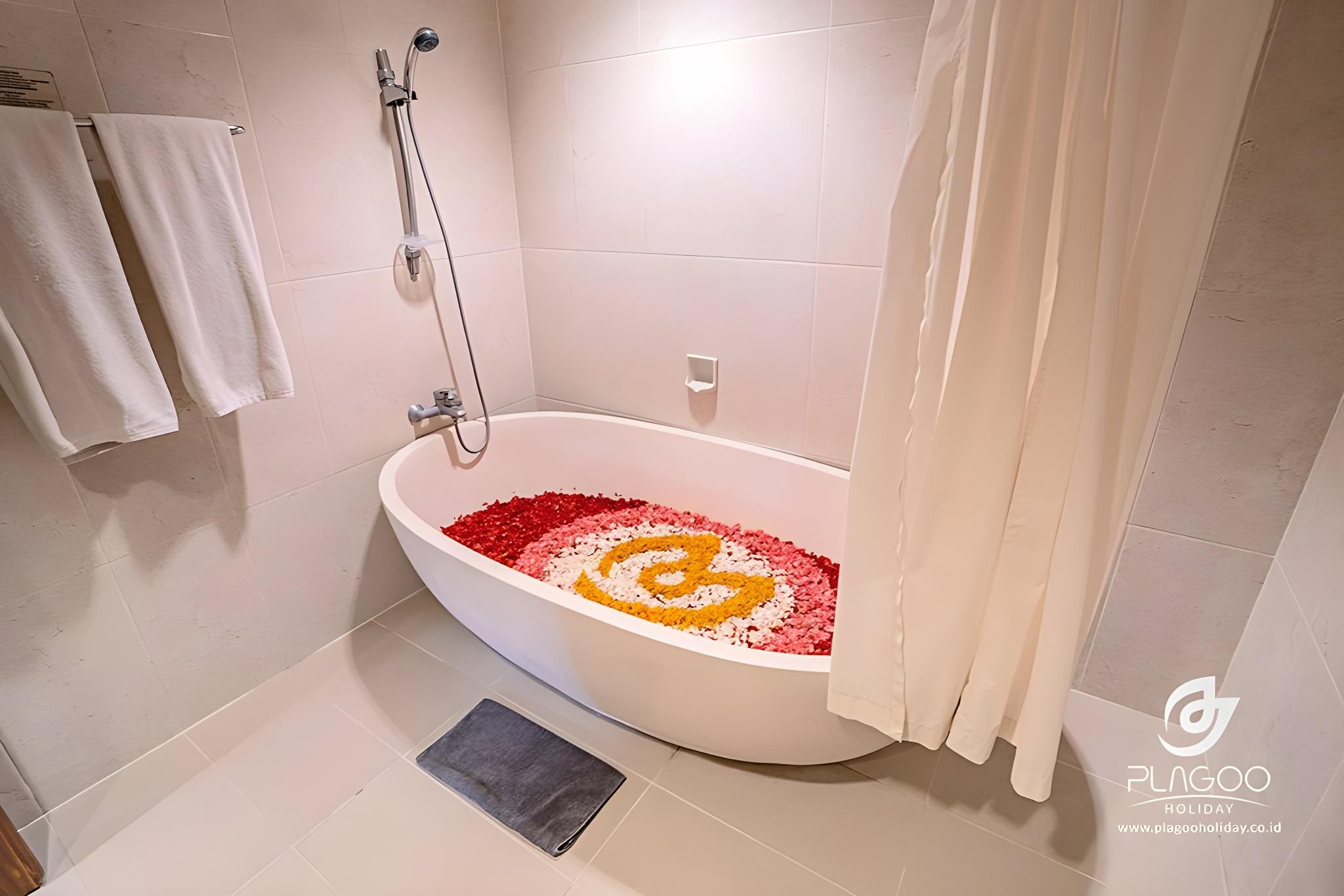 undefined Plagoo Holiday Hotel 10