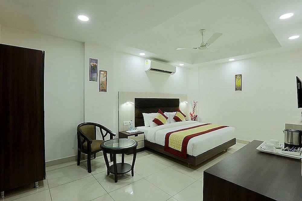 Green Lotus Residency Dwarka Executive Room 5