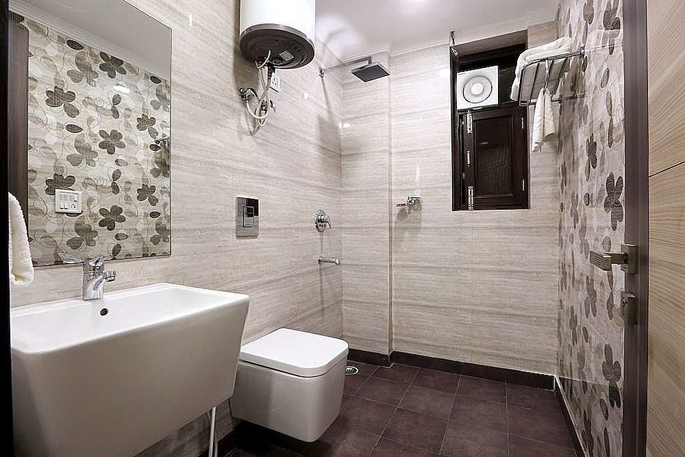 Green Lotus Residency Dwarka Executive Room 2