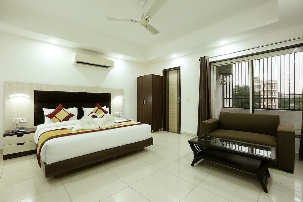 Green Lotus Residency Dwarka Executive Room 23