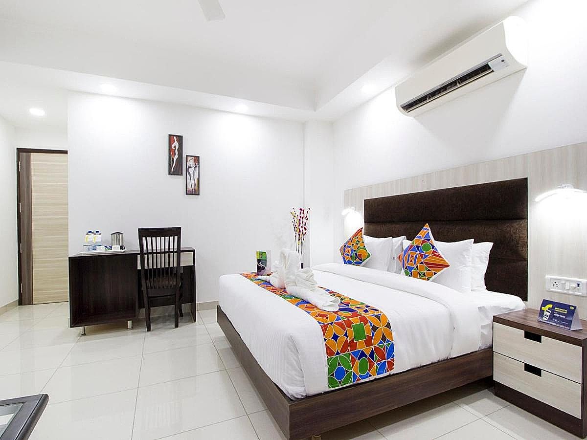 Green Lotus Residency Dwarka Executive Room 15
