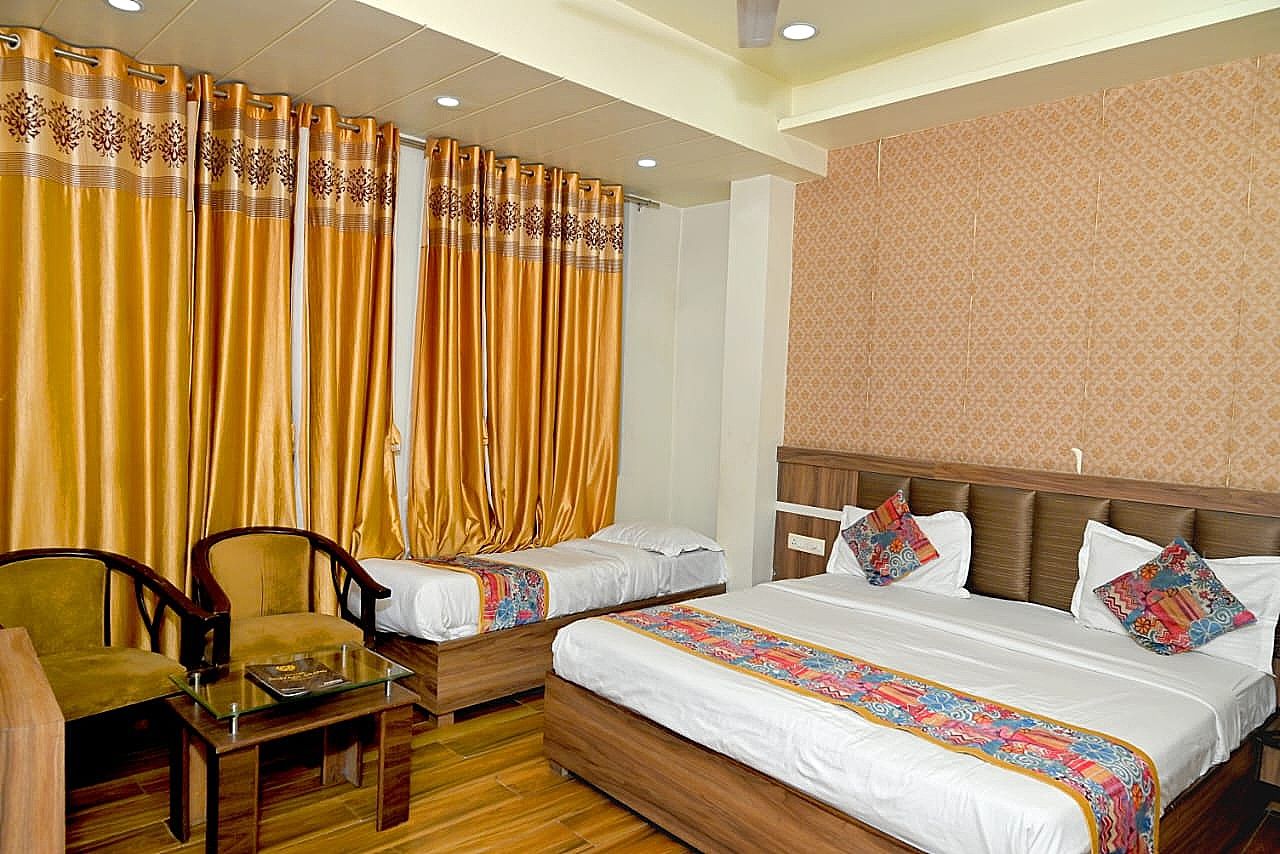 Deluxe Triple Room