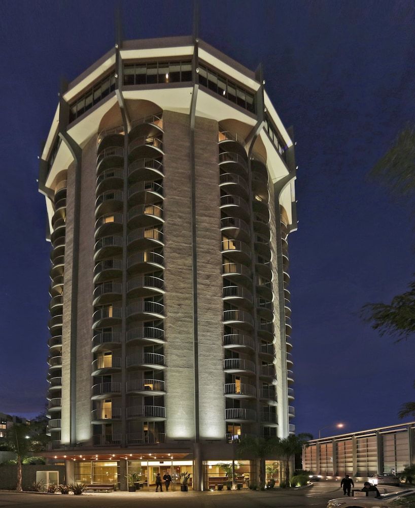 undefined Hotel Angeleno 4