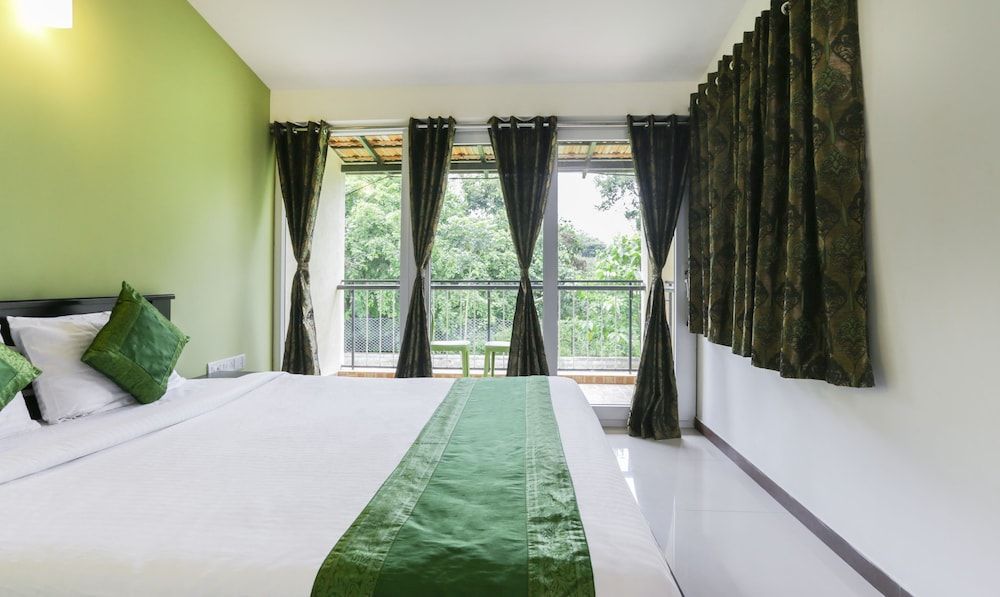 Premium Room, 1 Queen Bed