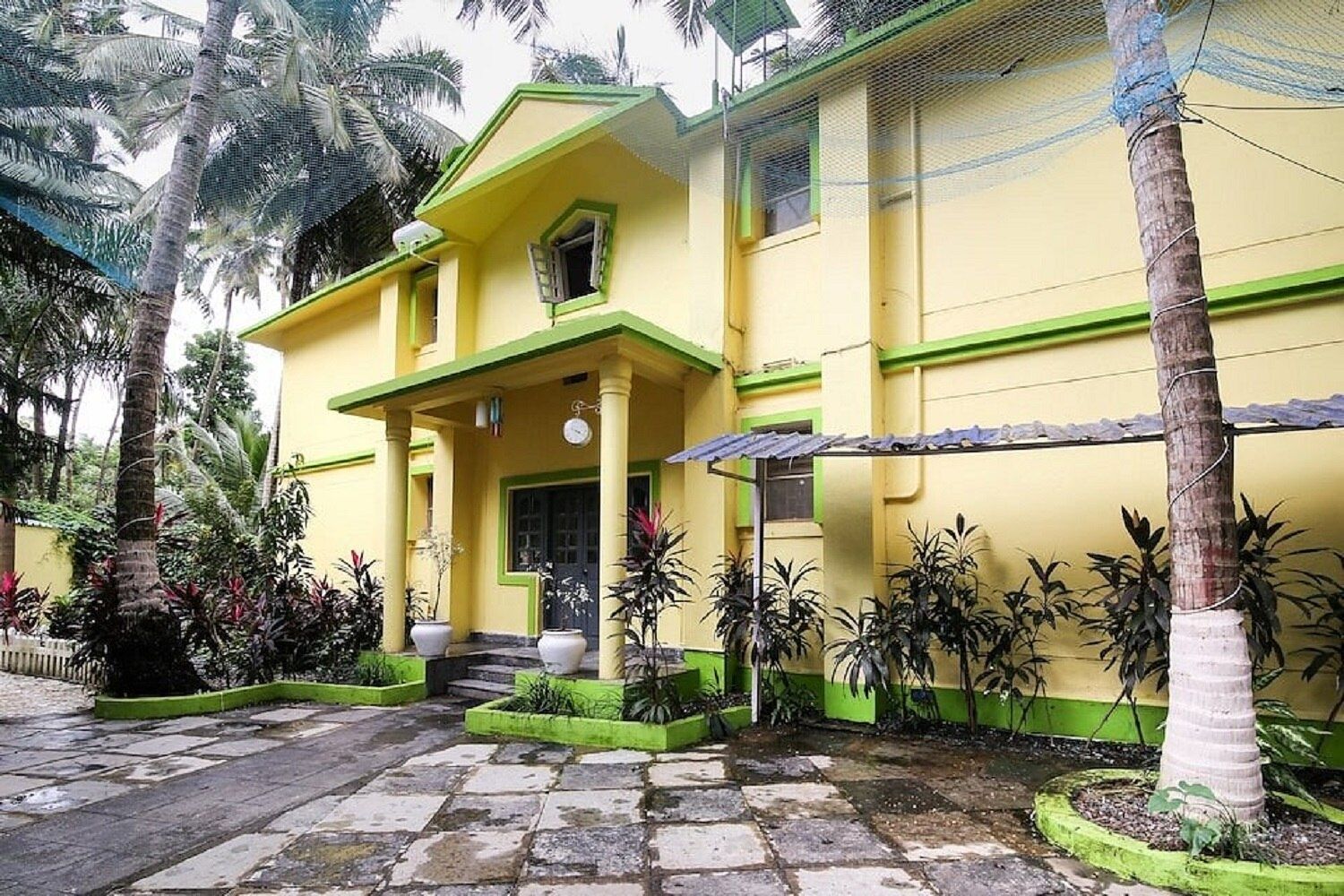 Hotel Exterior