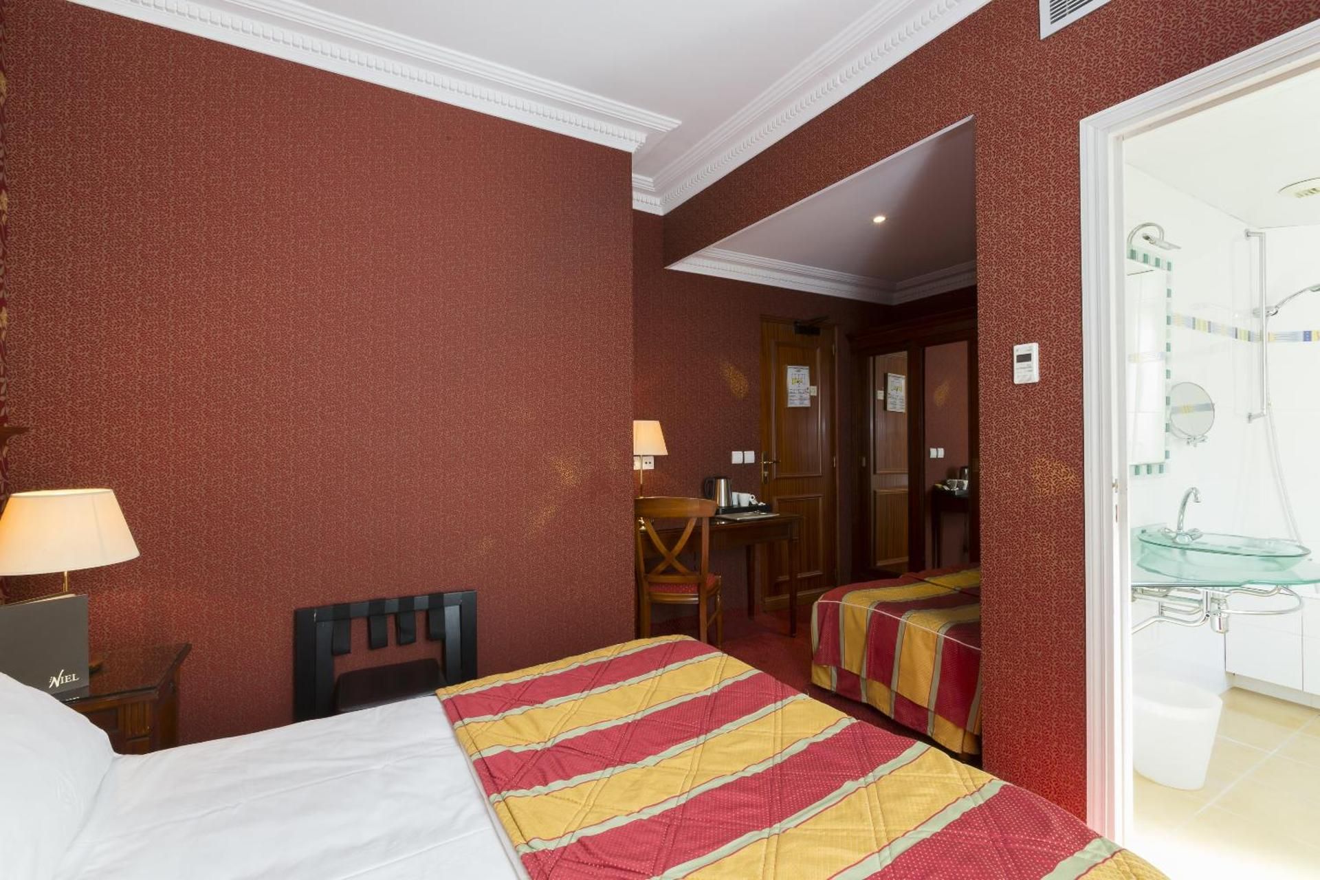 undefined Hotel Niel 10