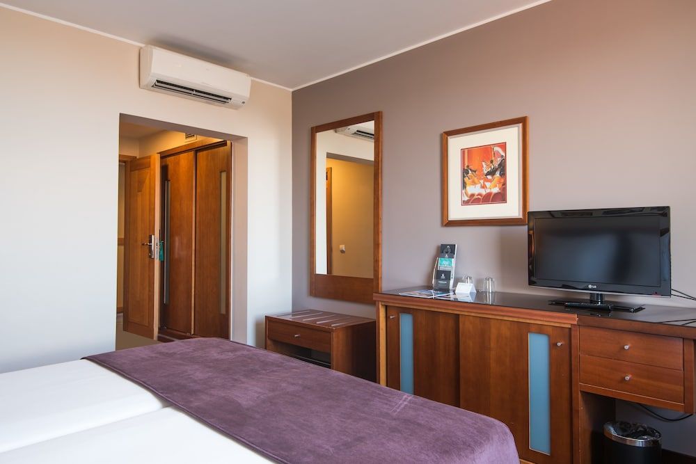 undefined Vila Gale Opera Hotel 5