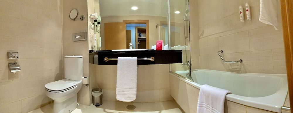 Double Room, 1 Double Bed, Pool View
