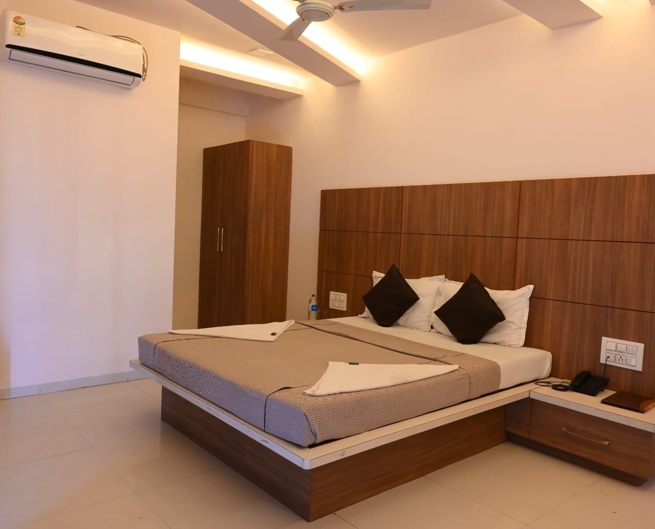 Executive Double Bed AC room