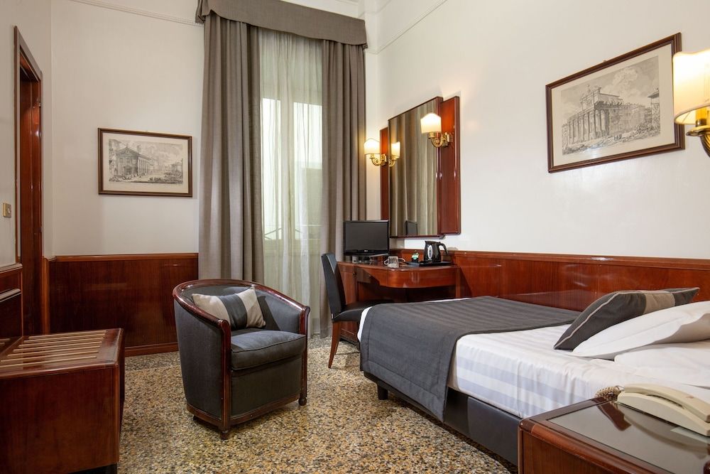 undefined Hotel Nord Nuova Roma 8