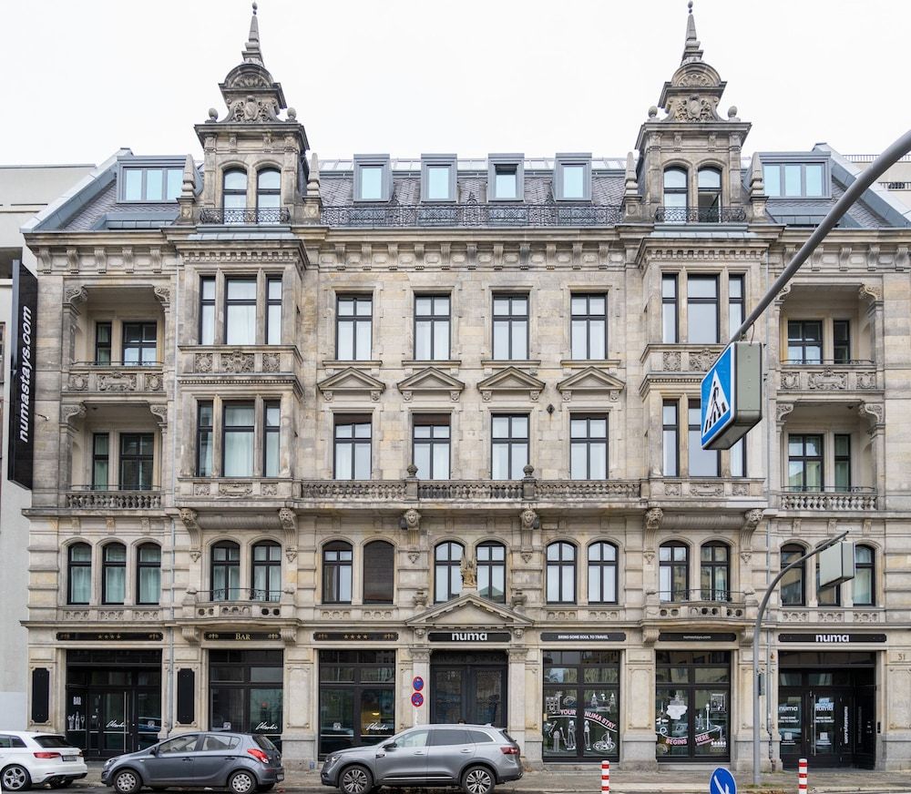 undefined Numa Berlin Arc 8